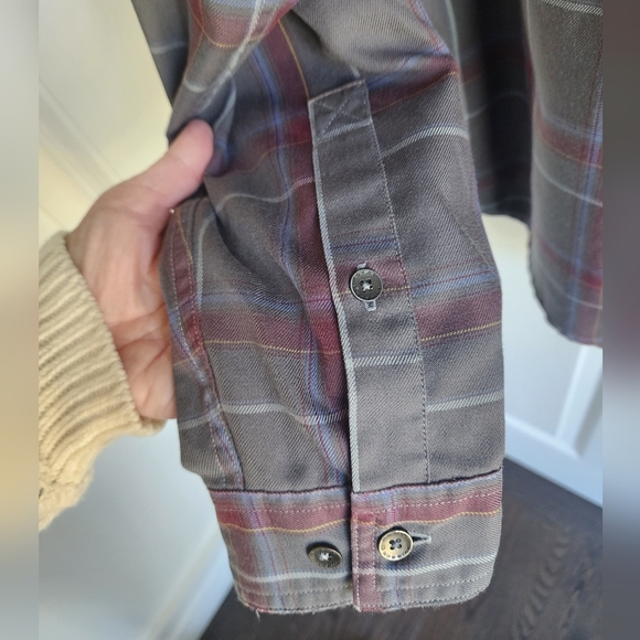 Royal Robbins Plaid 100% Polyester Mens Shirt Size Large - Picture 5 of 9